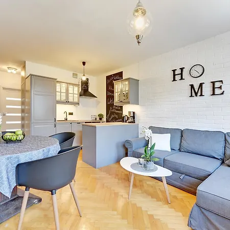 Motlawa - The Location Apartment